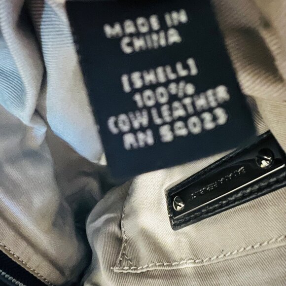 Banana Republic Black Soft Cow Leather Clutch/Wristlet Purse-Roomy-Zip Up-Prom - Picture 12 of 13